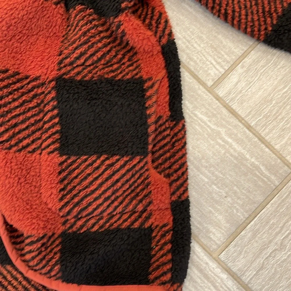 Maurice’s fleece coat - Picture 3 of 3